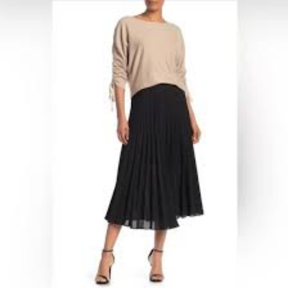 Max Studio Black Pleated Skirt Size M EUC